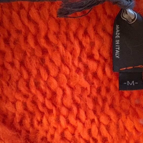 M made in Italy sweater with star sleeves size M - Picture 3 of 4